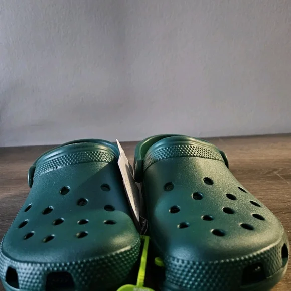 Crocs Classic Lightweight Comfort Slip-On Sandals Green Men's 4/ Women's 6 - Picture 3 of 5